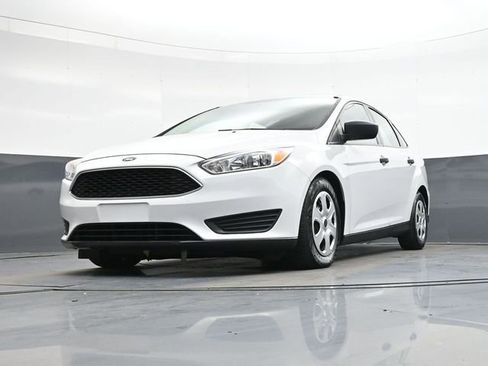 Used 2015 Ford Focus S FWD image 37
