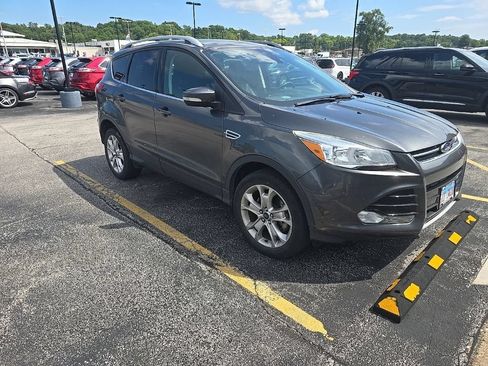 Used 2016 Ford Escape Titanium AWD/4WD image 2