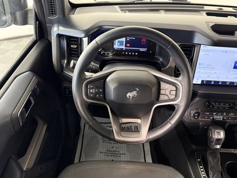 Certified 2023 Ford Bronco Outer Banks AWD/4WD image 10