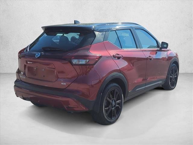 Used 2023 Nissan Kicks SR w/ SR Premium Package FWD image 5