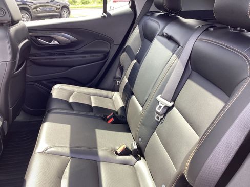 Used 2021 GMC Terrain SLT w/ Infotainment Package II AWD/4WD image 13