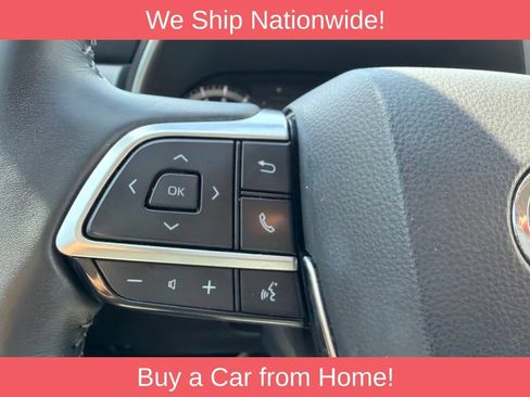 Used 2021 Toyota Highlander XLE AWD/4WD image 15