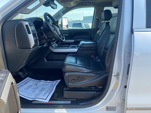 Used 2019 Chevrolet Silverado 2500 LTZ w/ Vortec Plus Package AWD/4WD image 20