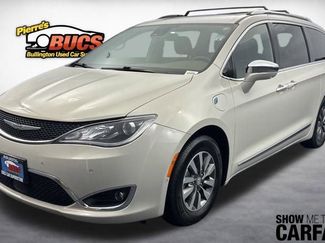 Used 2020 Chrysler Pacifica Limited w/ Advanced Safetytec Group 360° Tour