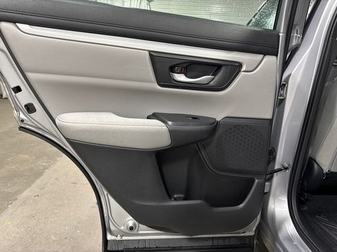 Used 2018 Honda CR-V LX image 13