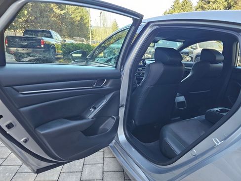 Used 2022 Honda Accord Sport image 17