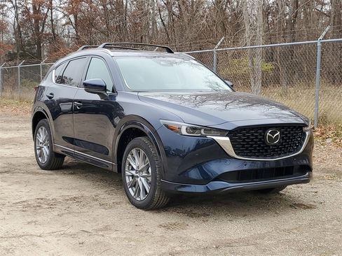New 2025 MAZDA CX-5 AWD 2.5 S image 4