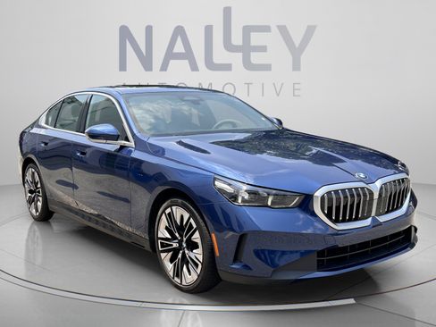 Used 2026 BMW 530i RWD image 5