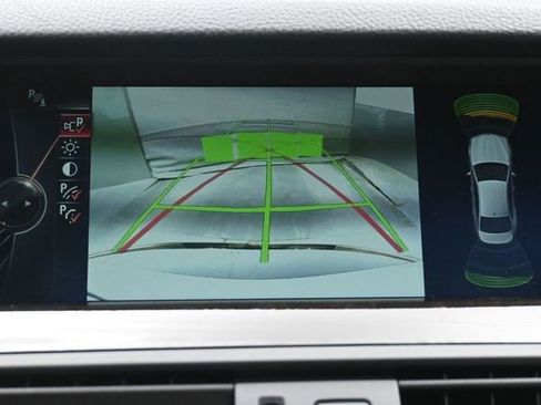 Used 2013 BMW 528i Sedan RWD image 29
