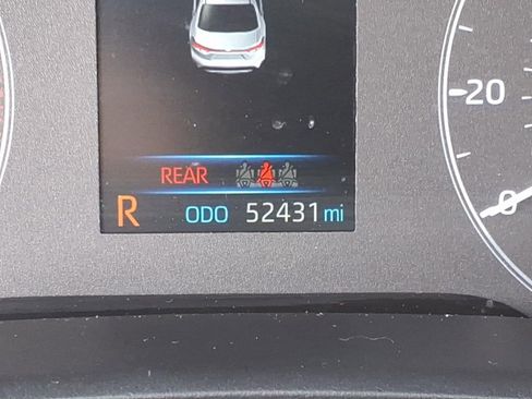 Used 2024 Toyota Corolla LE FWD image 18