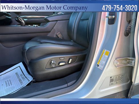 Used 2019 Cadillac XT4 Sport FWD image 17