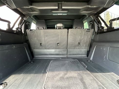 Used 2024 Ford Bronco Wildtrak image 25