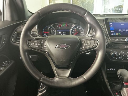 Used 2022 Chevrolet Equinox RS w/ RS Leather Package image 24