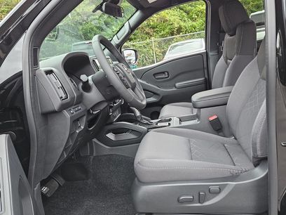 New 2026 Nissan Frontier SV w/ SV Convenience Package