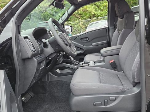 New 2026 Nissan Frontier SV w/ SV Convenience Package AWD/4WD image 3