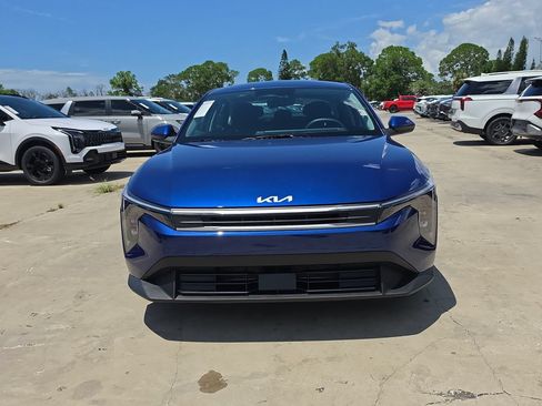New 2026 Kia K4 FWD image 3