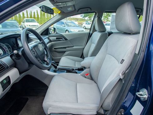 Used 2015 Honda Accord LX image 7