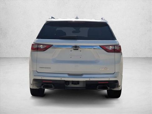 Used 2021 Chevrolet Traverse High Country FWD image 6