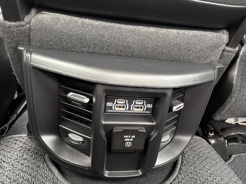 Used 2024 RAM 2500 Laramie AWD/4WD image 25