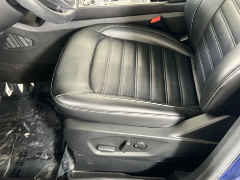 Used 2020 Ford Edge SEL w/ Convenience Package image 19