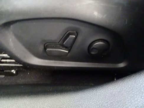 Used 2023 Jeep Compass Latitude image 3