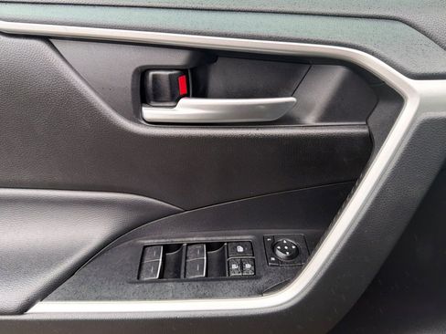 Used 2023 Toyota RAV4 XLE image 8