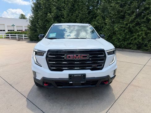 Used 2024 GMC Acadia AT4 w/ Luxury Package AWD/4WD image 6