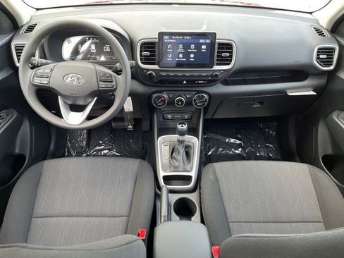 New 2026 Hyundai Venue SE image 19
