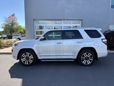 Used 2023 Toyota 4Runner Limited AWD/4WD image 2