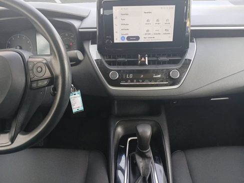 Used 2024 Toyota Corolla LE FWD image 3