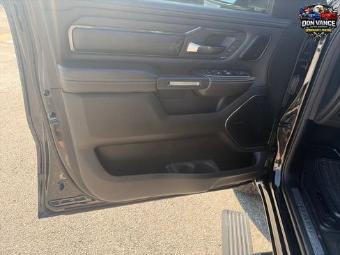 Used 2023 RAM 1500 Limited AWD/4WD image 10