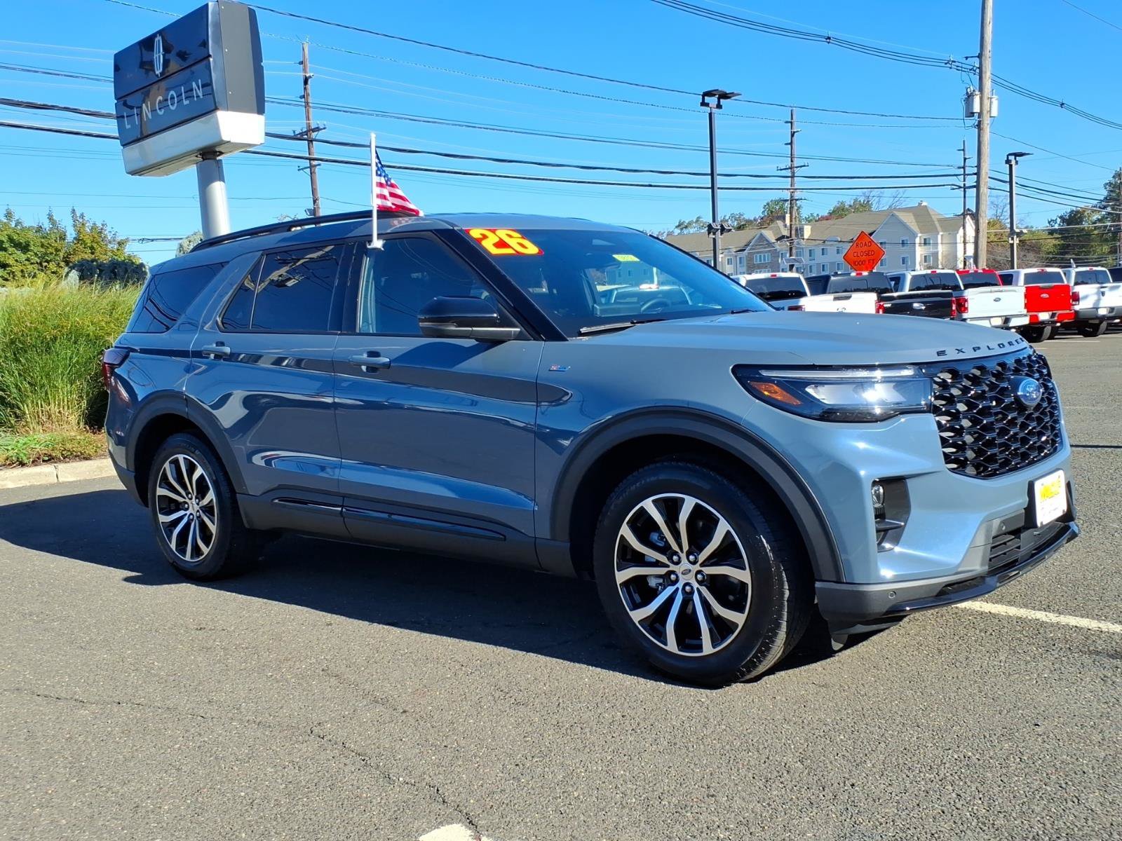 New 2026 Ford Explorer ST-Line AWD/4WD image 1