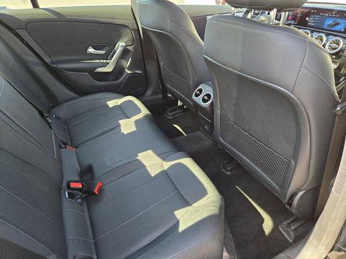 Used 2025 Mercedes-Benz CLA 250 4MATIC image 27