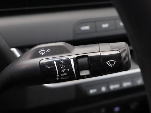 Used 2025 Kia K4 FWD image 35