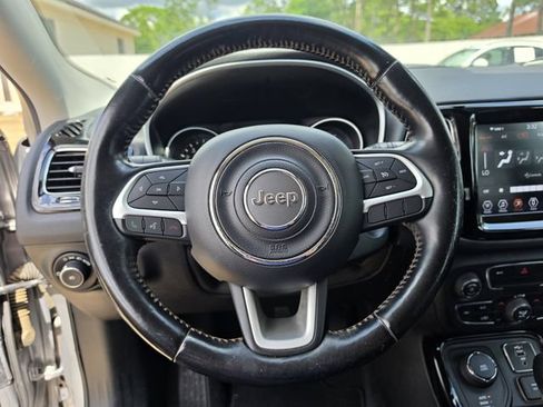 Used 2020 Jeep Compass Limited AWD/4WD image 20