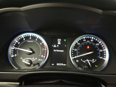 Used 2016 Toyota Highlander Limited w/ Driver Technology Package AWD/4WD image 16