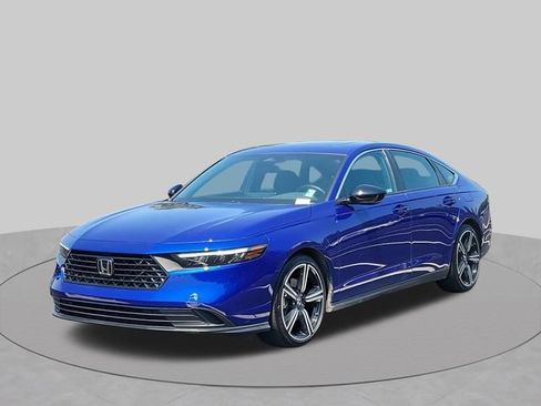 Used 2023 Honda Accord Sport image 1