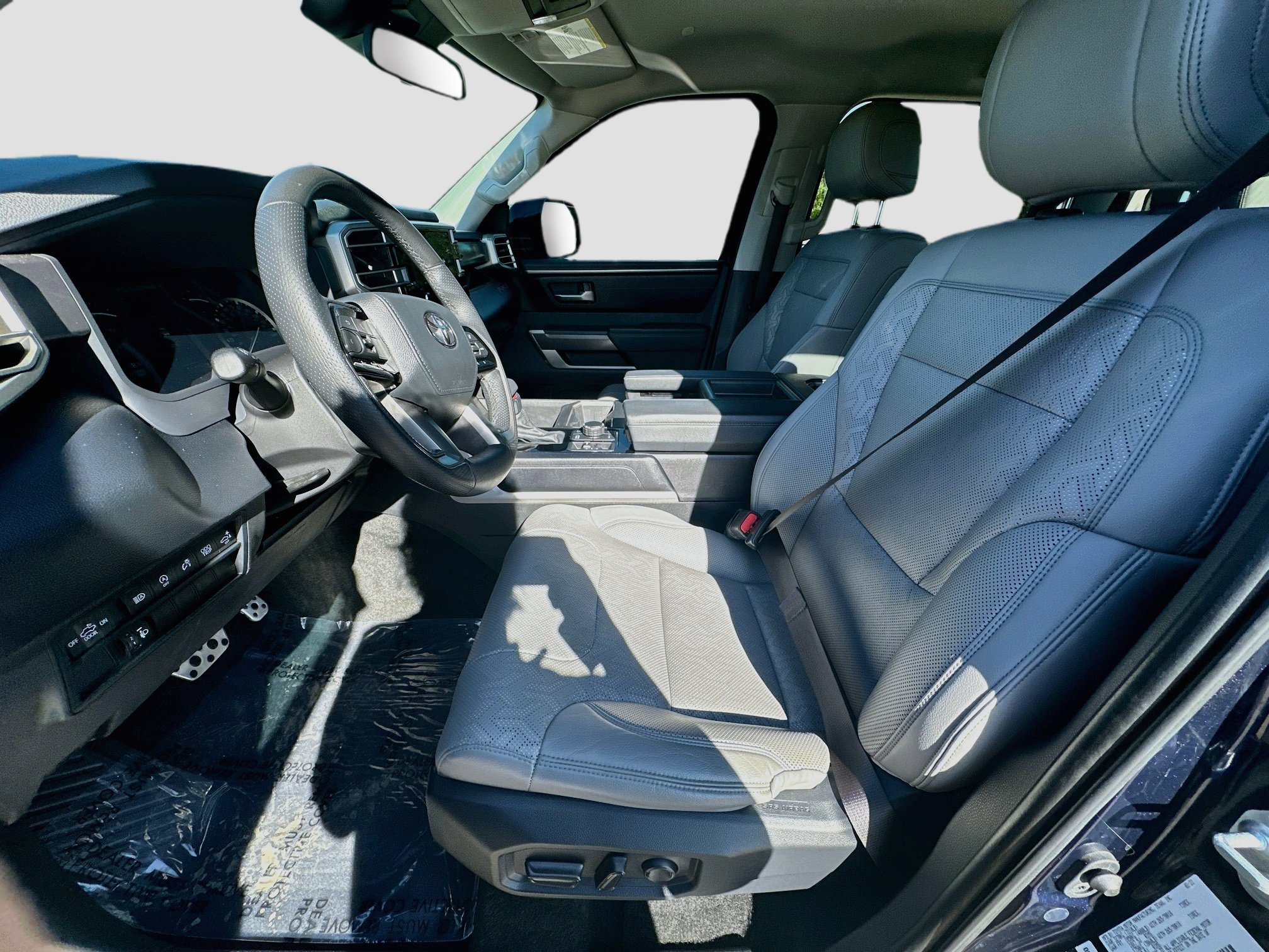 Used 2022 Toyota Tundra SR5 w/ TRD Off-Road Premium Package AWD/4WD image 13