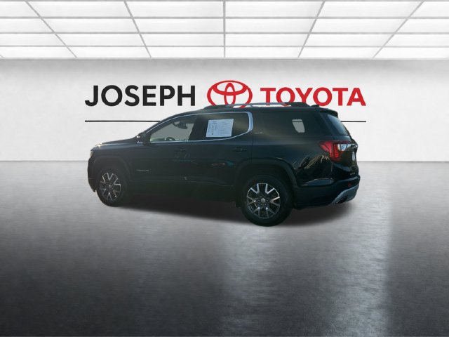 Used 2022 GMC Acadia SLE w/ Driver Convenience Package FWD image 3
