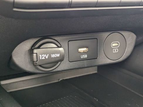 Certified 2025 Hyundai Elantra Sport FWD image 26