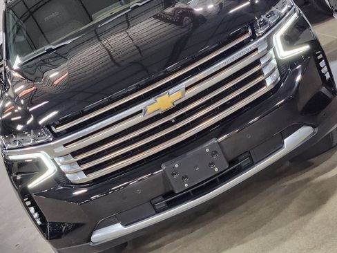 Used 2024 Chevrolet Tahoe High Country w/ Premium Package AWD/4WD image 19