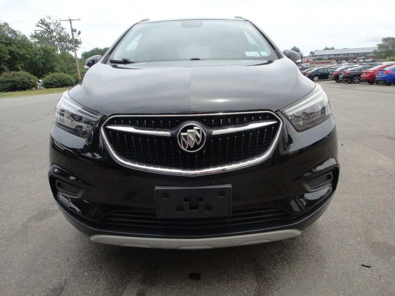 Used 2019 Buick Encore Preferred AWD/4WD image 2