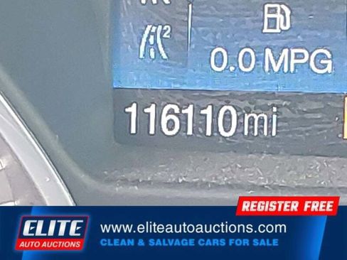 Used 2017 Ford Escape Titanium image 30
