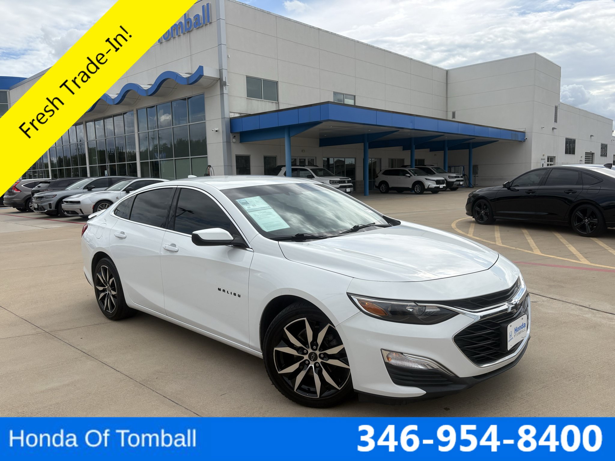 Used 2021 Chevrolet Malibu RS FWD image 1