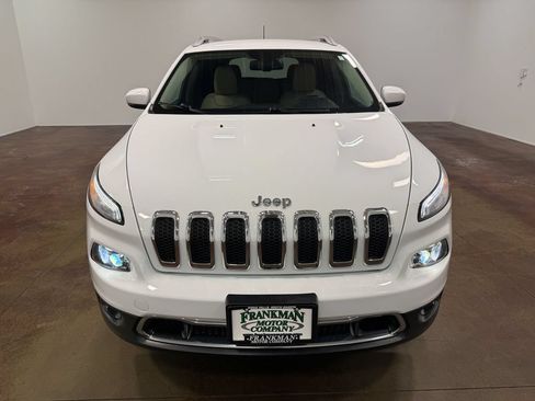 Used 2017 Jeep Cherokee Limited AWD/4WD image 40