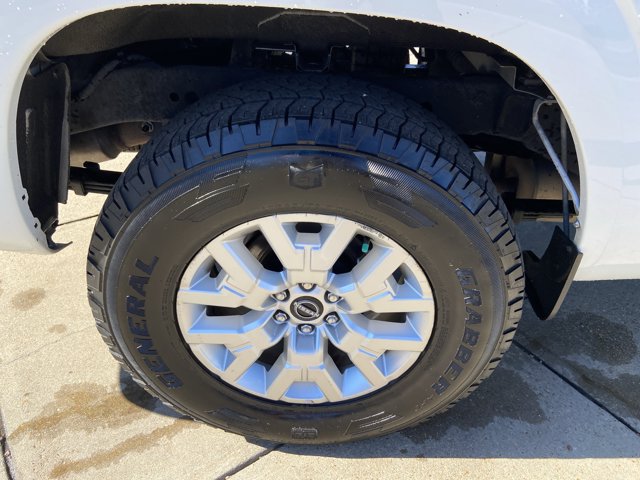 Used 2022 Nissan Frontier SV w/ Technology Package AWD/4WD image 31
