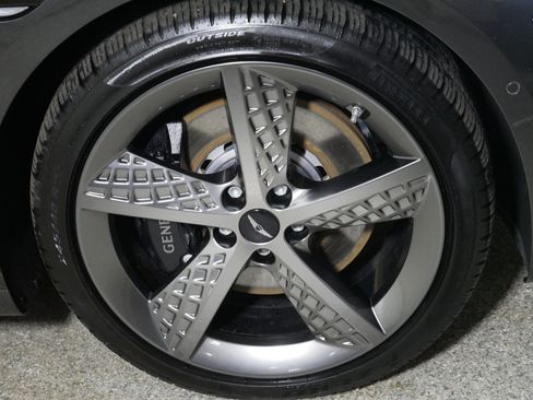 Certified 2025 Genesis G80 2.5T Sport Prestige image 15