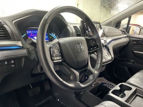 Used 2023 Honda Odyssey Touring image 14