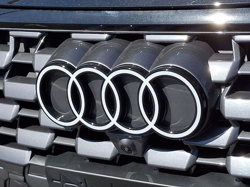 New 2026 Audi Q5 Premium Plus image 23