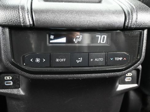 Used 2024 Toyota Grand Highlander XLE image 35